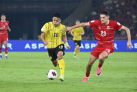Justin Hubner dalam laga FIFA ASEAN Cup 2026 Malaysia vs Indonesia di Stadion Utama Gelora Bung Karno, Senin (28/9/2026).(KOMPAS.com/ADIL NURSALAM)
