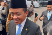 Menteri ESDM Bahlil Lahadalia saat ditemui di Istana, Jakarta, Kamis (1/10/2026). (KOMPAS.com/ADHYASTA DIRGANTARA)
