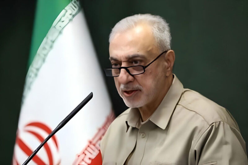 Menteri Pertahanan baru Iran, Mehrdad Akhlaghi, mengancam akan menimbulkan kerusakan besar terhadap AS dan sekutunya di Timur Tengah jika Washington kembali melancarkan serangan militer terhadap Teheran.(X.com/@IRANinMAZAR)
