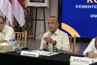 Inspektur Jenderal Kementerian Imipas, Rudi Setiawan dalam konferensi pers di Jakarta, Senin (5/10/2026).(KOMPAS.com/HARYANTI PUSPA SARI )
