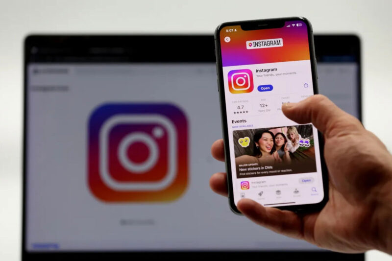 Instagram rilis aplikasi khusus untuk Apple TV. Pengguna kini bisa menonton Reels langsung dari layar televisi.(Bloomberg)
