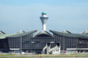 Gedung Terminal Utama dan Menara di KLIA(Dok. Wikimedia Commons/Craig)
