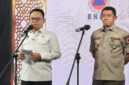 Menteri Koordinator Politik dan Keamanan (Menko Polkam) Jenderal (Purn) Dudung Abdurachman (kiri). (KOMPAS.COM/Febrianto Adi Saputro)(Febrianto Adi Saputro)

