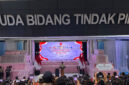 Presiden Prabowo Subianto saat memberikan sambutan dalam acara penyerahan uang negara hasil kerja Satgas PKH di Gedung Jampidsus Kejaksaaan Agung (Kejagung), Kebayoran Baru, Jakarta Selatan, Selasa (6/10/2026). (KOMPAS.com/FIKA NURUL ULYA)
