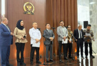 DPR dan pemerintah mengumumkan penerbitan Perpres Ojol di Gedung DPR, Senayan, Jakarta, Kamis (8/10/2026). (KOMPAS.com/ADHYASTA DIRGANTARA)
