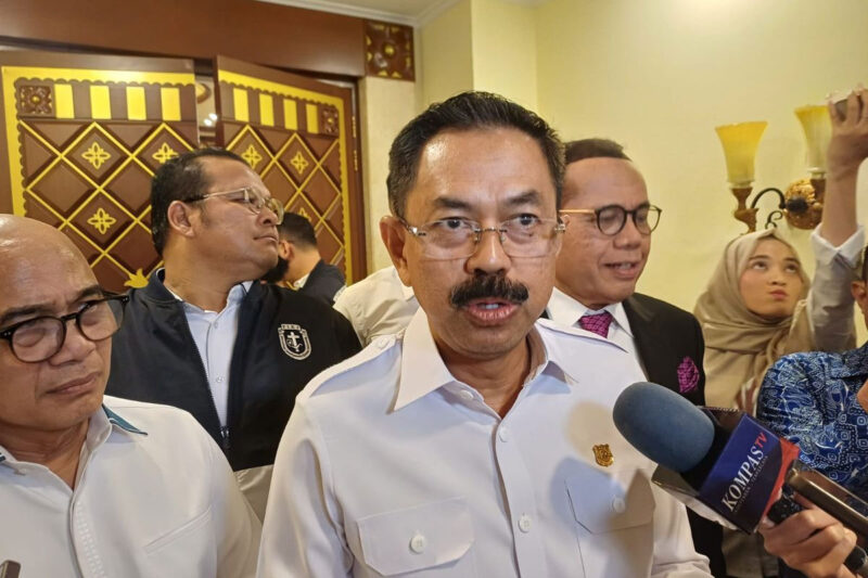 Wakil Jaksa Agung Asep Nana Mulyana seusai acara Seminar Nasional bertajuk Perlindungan Hukum Terhadap Korban Tindak Pidana: Pengembangan Mekanisme Pemulihan Kerugian Secara Kolektif yang Memberikan Kepastian Hukum dan Keadilan di Balai Kartini, Jakarta, Selasa (20/10/2026). (Dok. KOMPAS.COM/Febrianto Adi Saputro)(Febrianto Adi Saputro)
