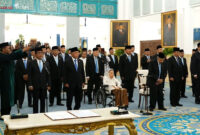 Presiden Prabowo Subianto resmi melantik sejumlah tokoh menjadi anggota Dewan Pertimbangan Presiden (Wantimpres) pada, Jumat (2/10/2026).(Tangkapan layar Youtube Sekretariat Presiden.)
